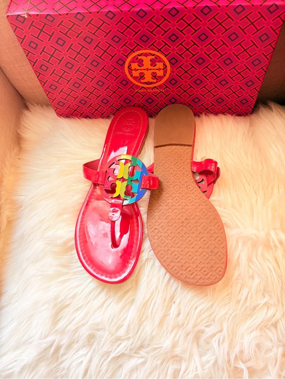 Tory Burch Red Patent Sandals with Multicolor Logo Medallion